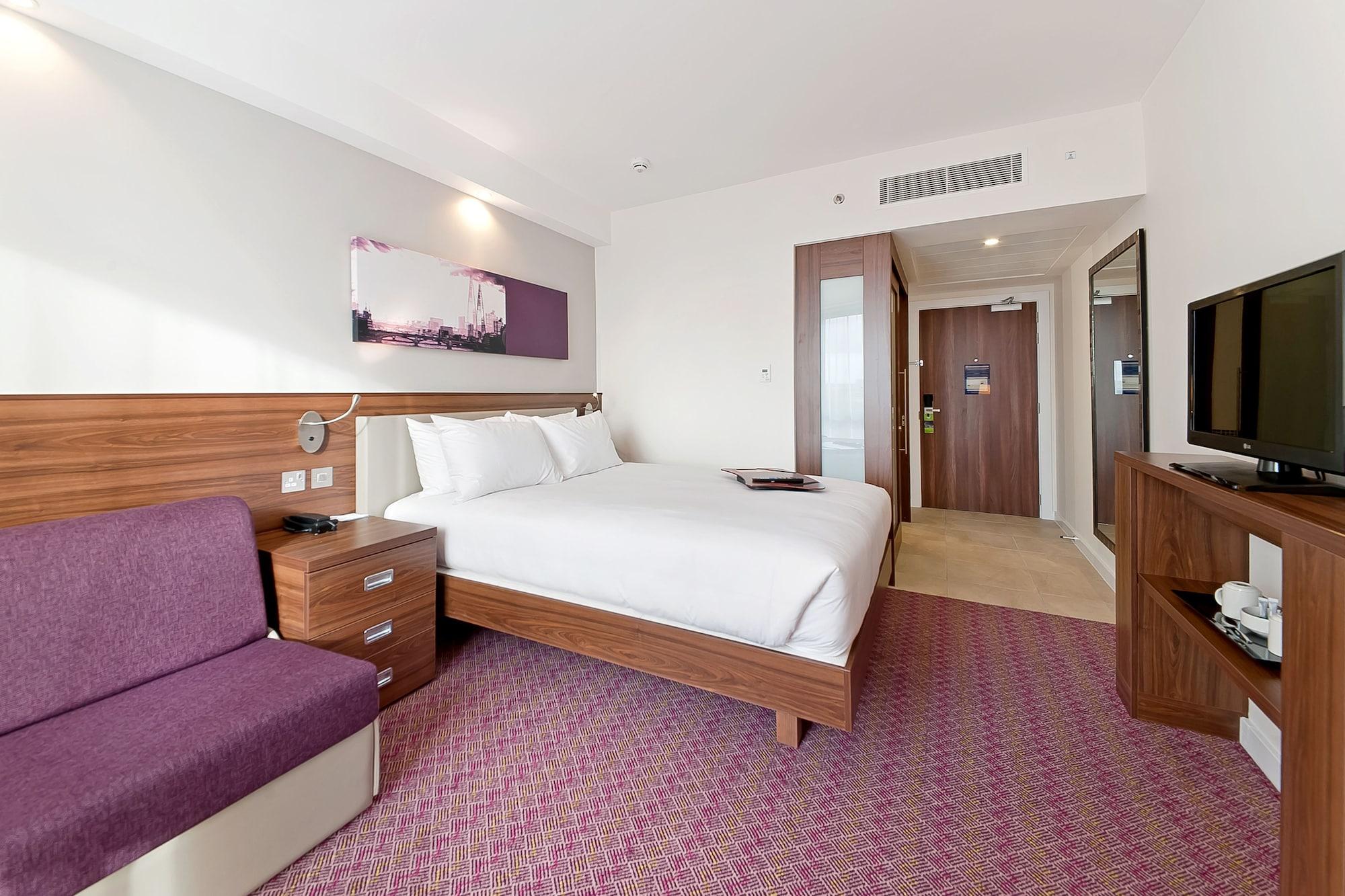 แฮมป์ตัน บาย ฮิลตัน ลอนดอน วอเตอร์ลู Hotel ภายนอก รูปภาพ