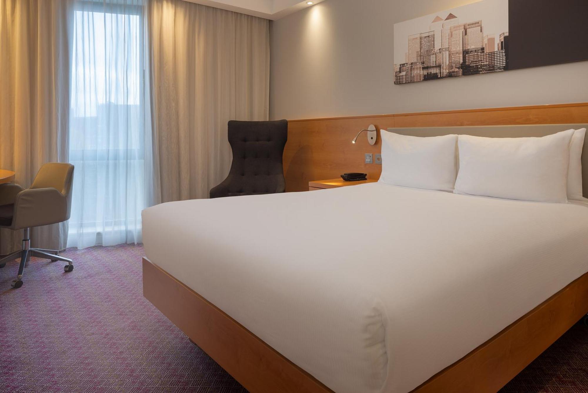 แฮมป์ตัน บาย ฮิลตัน ลอนดอน วอเตอร์ลู Hotel ภายนอก รูปภาพ
