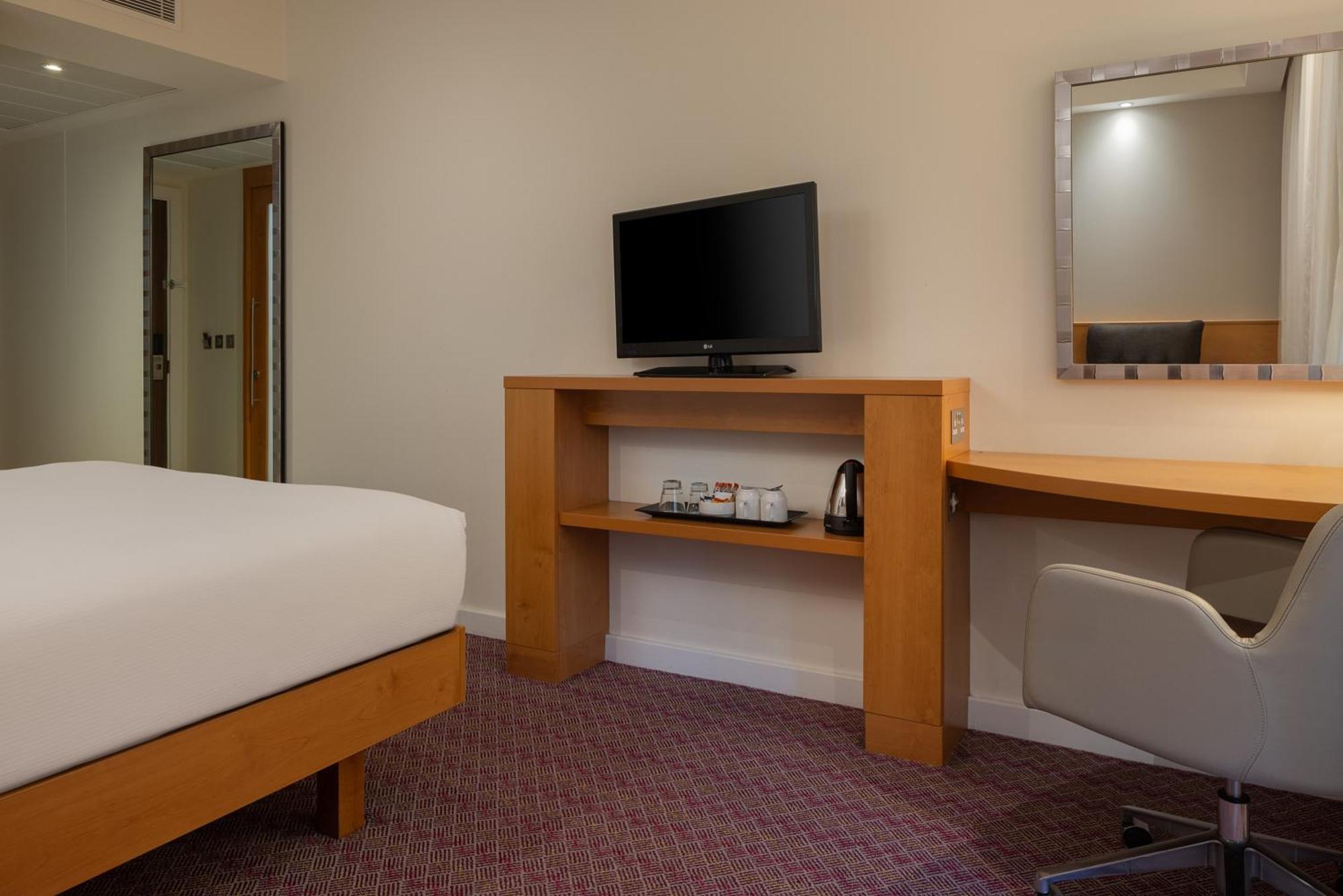 แฮมป์ตัน บาย ฮิลตัน ลอนดอน วอเตอร์ลู Hotel ภายนอก รูปภาพ