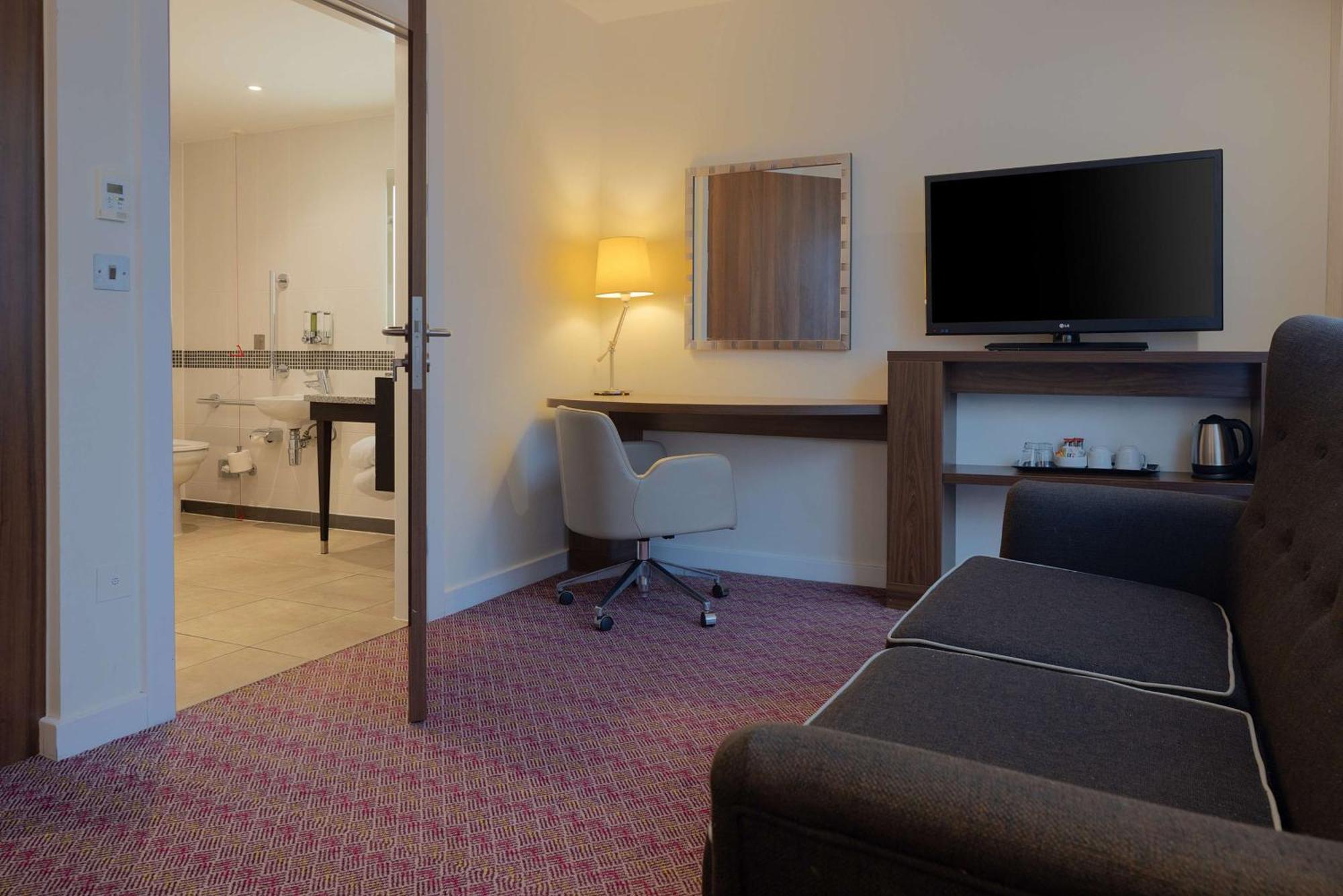 แฮมป์ตัน บาย ฮิลตัน ลอนดอน วอเตอร์ลู Hotel ภายนอก รูปภาพ