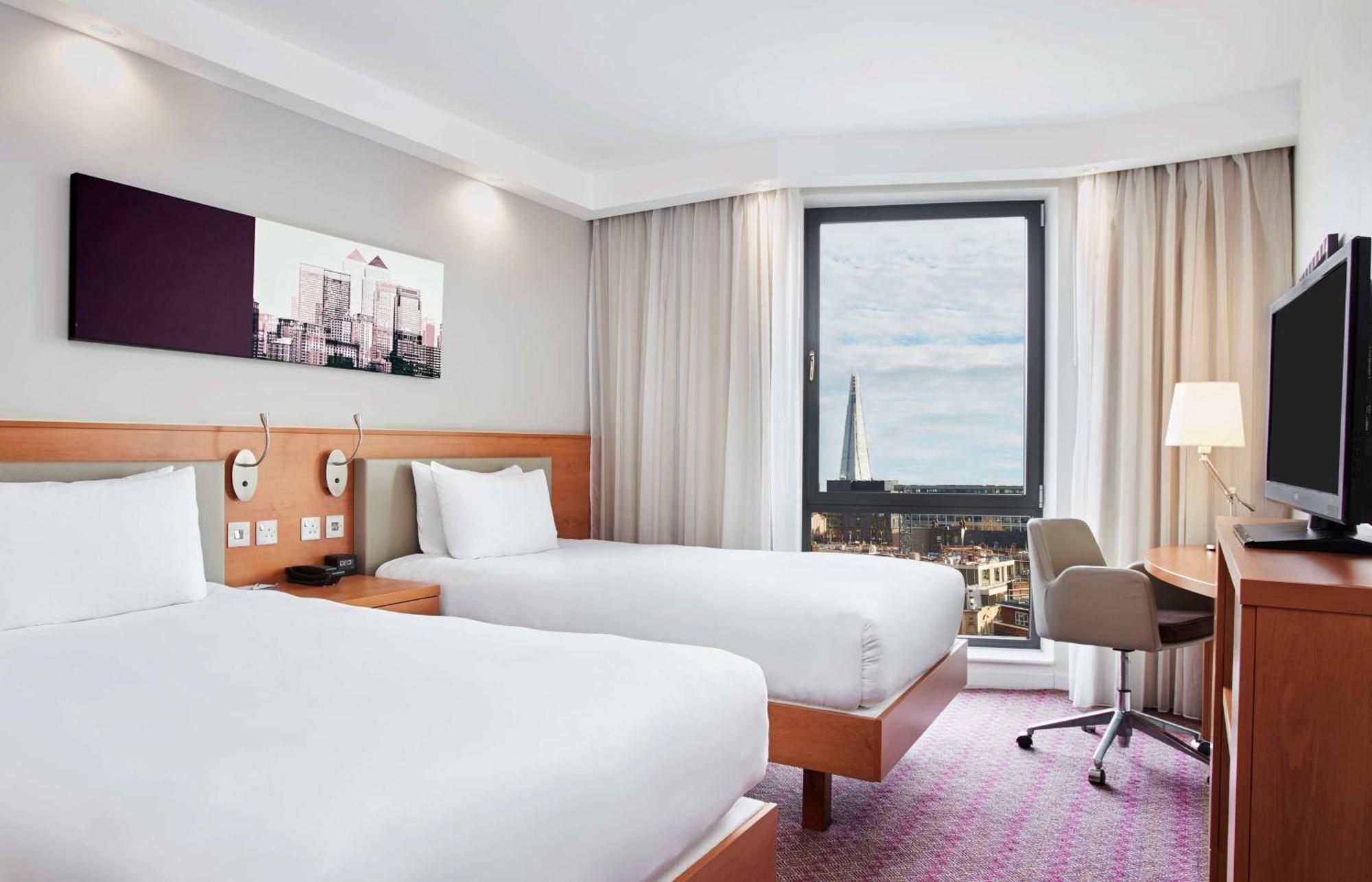 แฮมป์ตัน บาย ฮิลตัน ลอนดอน วอเตอร์ลู Hotel ภายนอก รูปภาพ